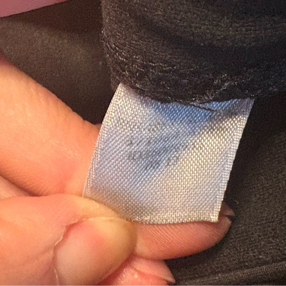 PINK Victoria's Secret Women’s Black Leggings with Stripes - Picture 11 of 13